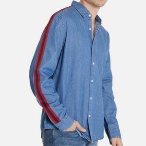 GUESS denim regular fit buttoned down men’s shirt Sz M red blue striped sleeves‎